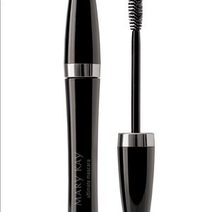 Mary Kay® Ultimate Mascara™
.28 de onza